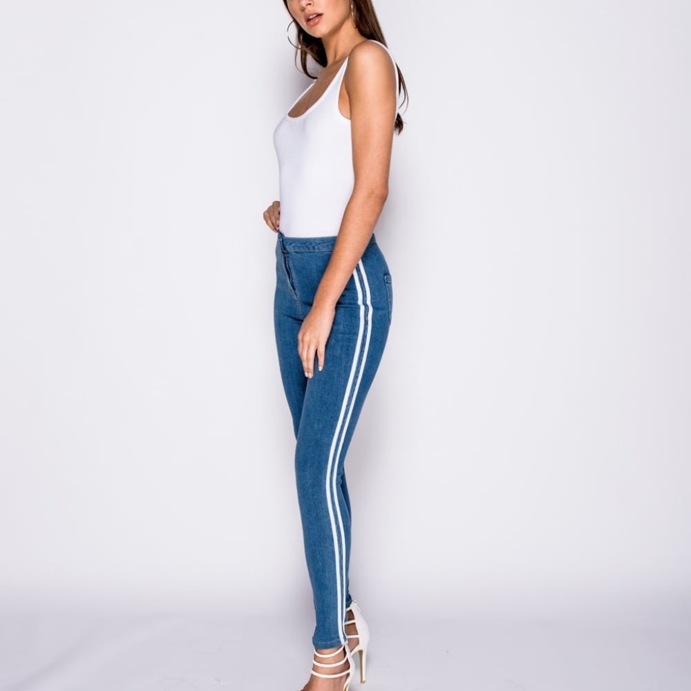 SALE! NWT Side Stripe Skinny Denim Jeggings Pants - Picture 6 of 7